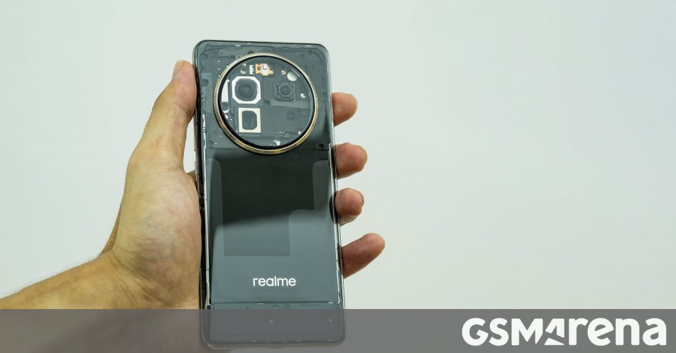 Realme lançará versão 12 Pro + com parte traseira transparente