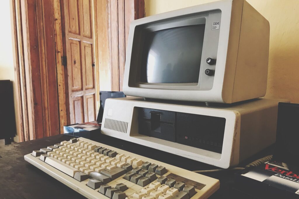 6 coisas malucas que tivemos que fazer em PCs antigos