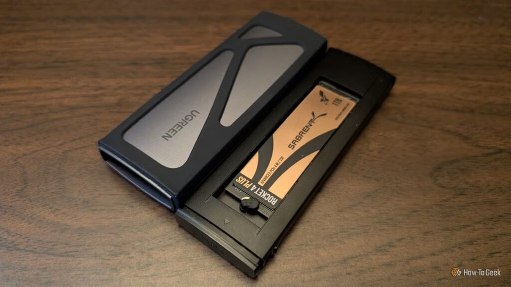 Pare de colocar SSDs NVMe em gabinetes USB: você está paralisando seu hardware