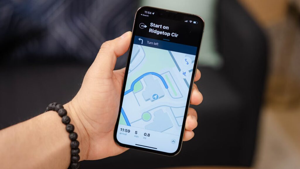 O Apple Maps está recebendo anúncios e acabou de perder aquilo que fazia valer a pena usar