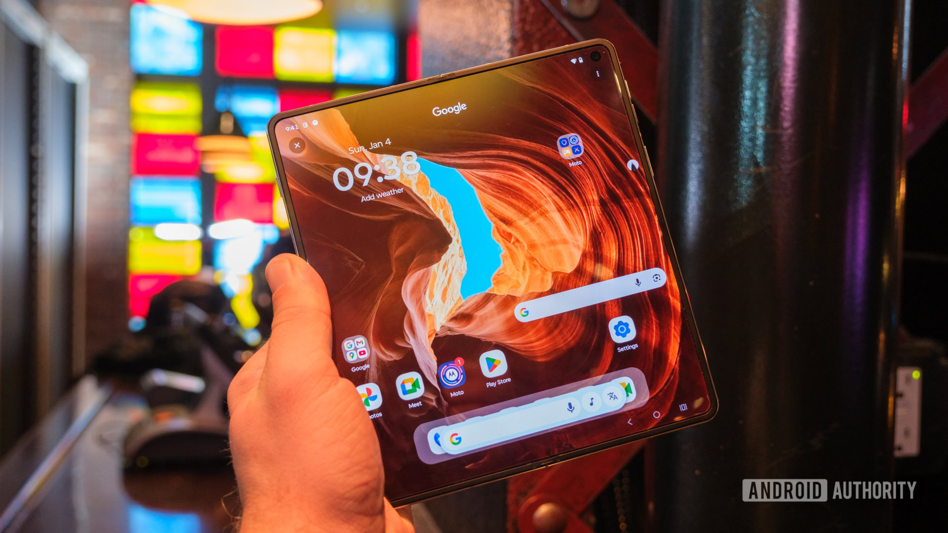Motorola Razr Fold x Pixel 10 Pro Fold: Google está com problemas
